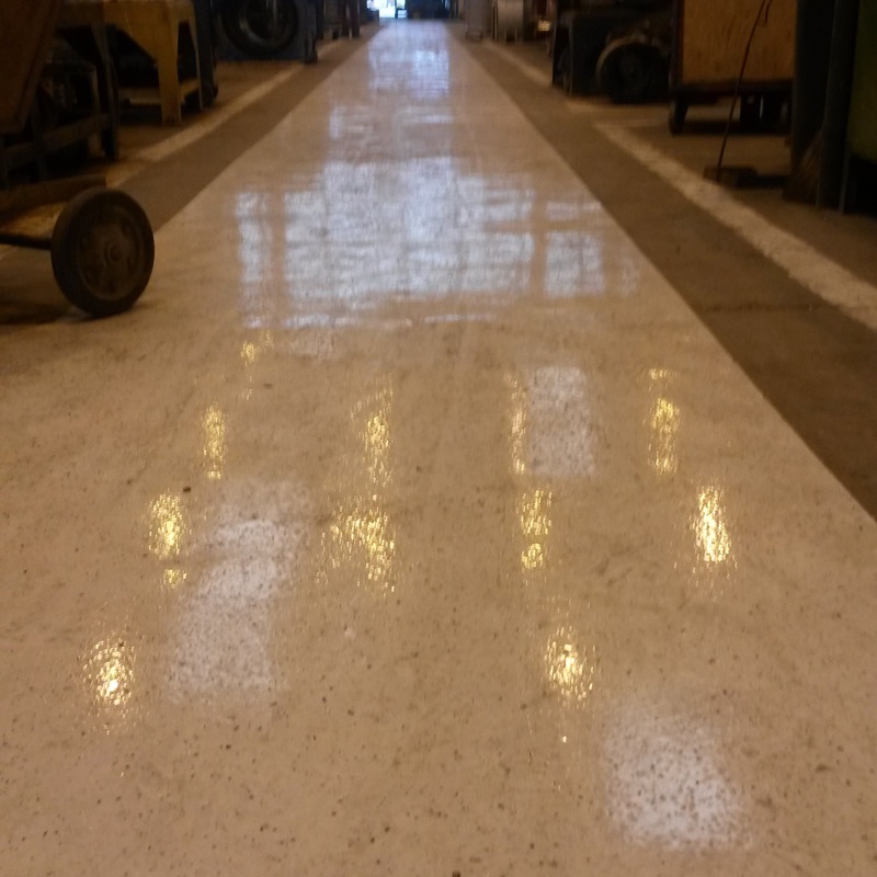 Parkolószint pormentesítő műgyanta zárással